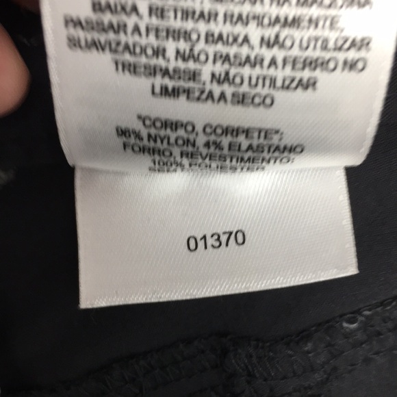 Columbia Black Trail Convertible Capri Pants Womens 14 Omni Shield Hiking - Picture 13 of 13